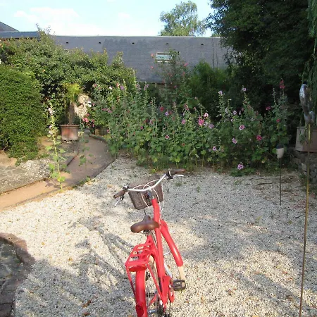 Chantier D'art Contemporain La Serverie Casa di campagna