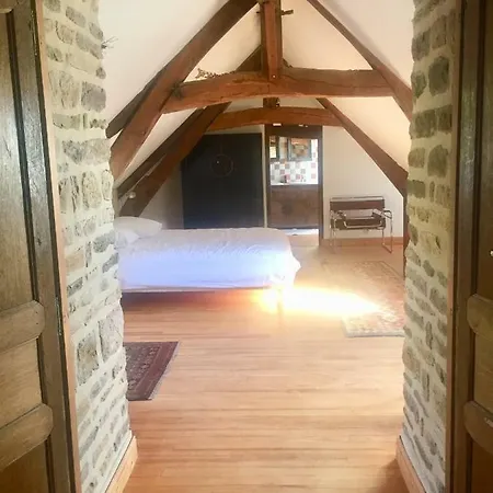 Casa di campagna Chantier D'art Contemporain La Serverie *